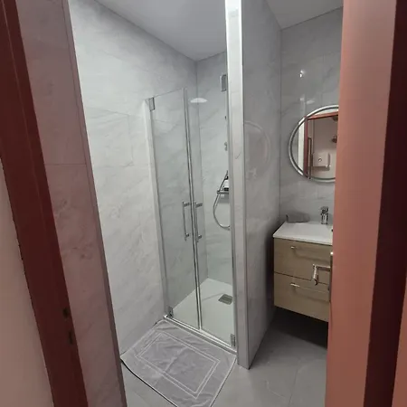 Avec Cour Privée * Rochefort (Charente-Maritime)