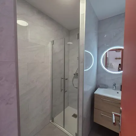 Avec Cour Privée Rochefort (Charente-Maritime)